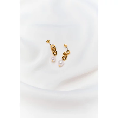 rövidebb lógós fülbevaló